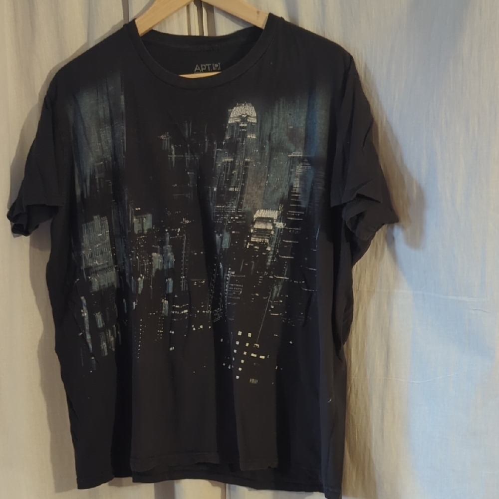 Apt. 9 Black Short Sleeve Tee Urban Graphic